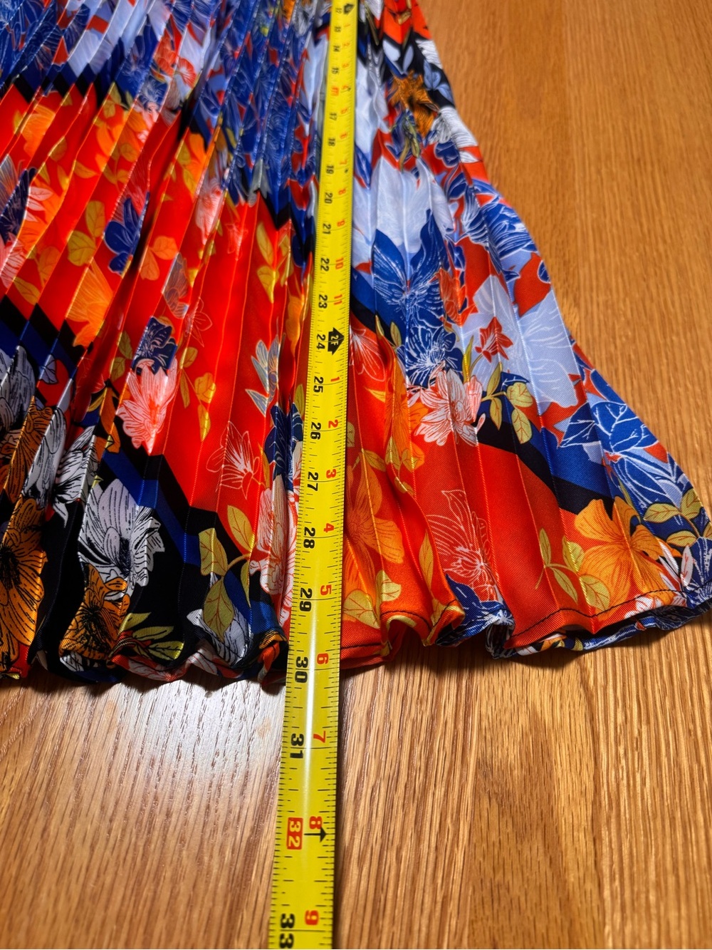 Ruby Rd. Floral Pleated Midi Skirt in Red, Blue, Black and White - Picture 4 of 5